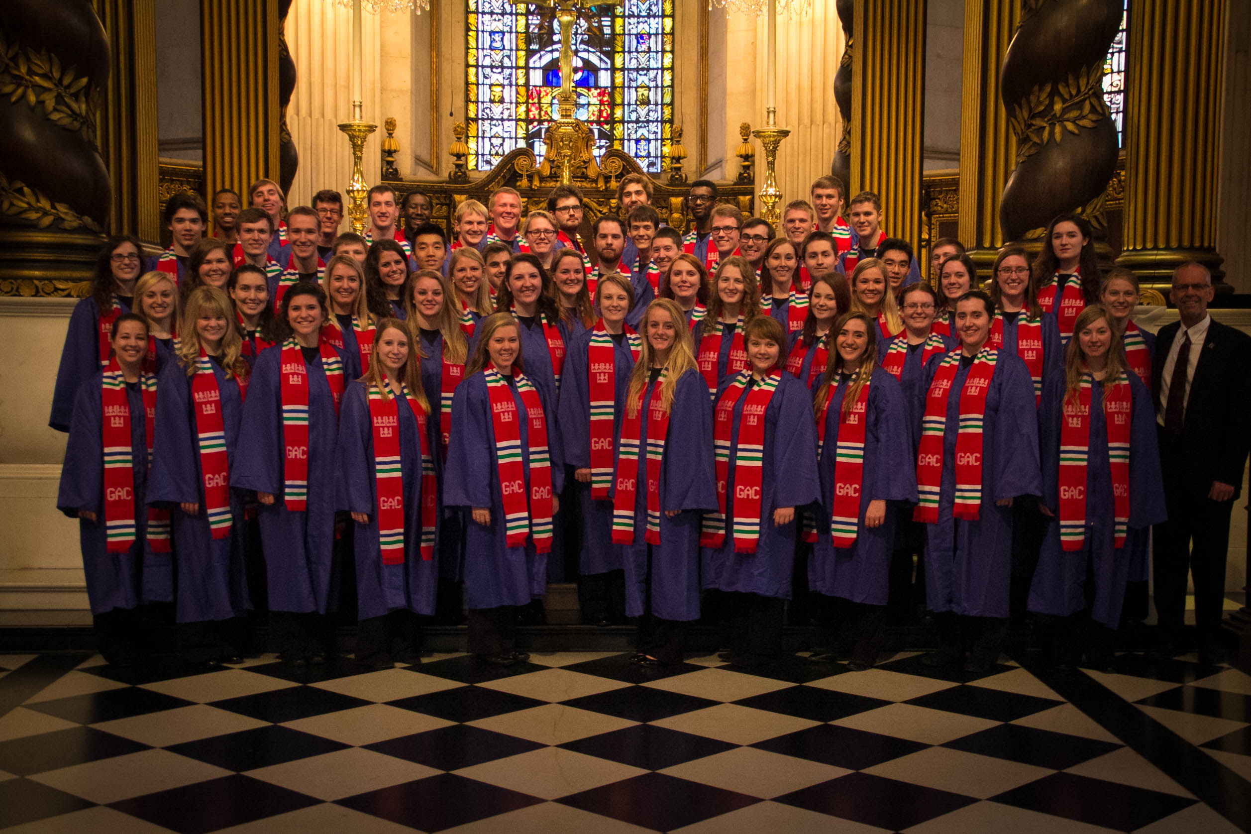 choir in st pauls (1 of 1)